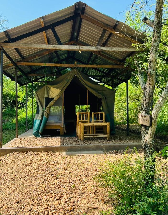 Murchison Giraffe Camp Paraa Ngoại thất bức ảnh